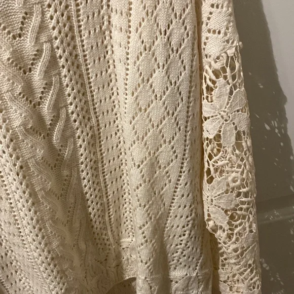 Flawless M Pointelle Sweater with Lace Cut Out Sleeve NWT - Picture 3 of 5